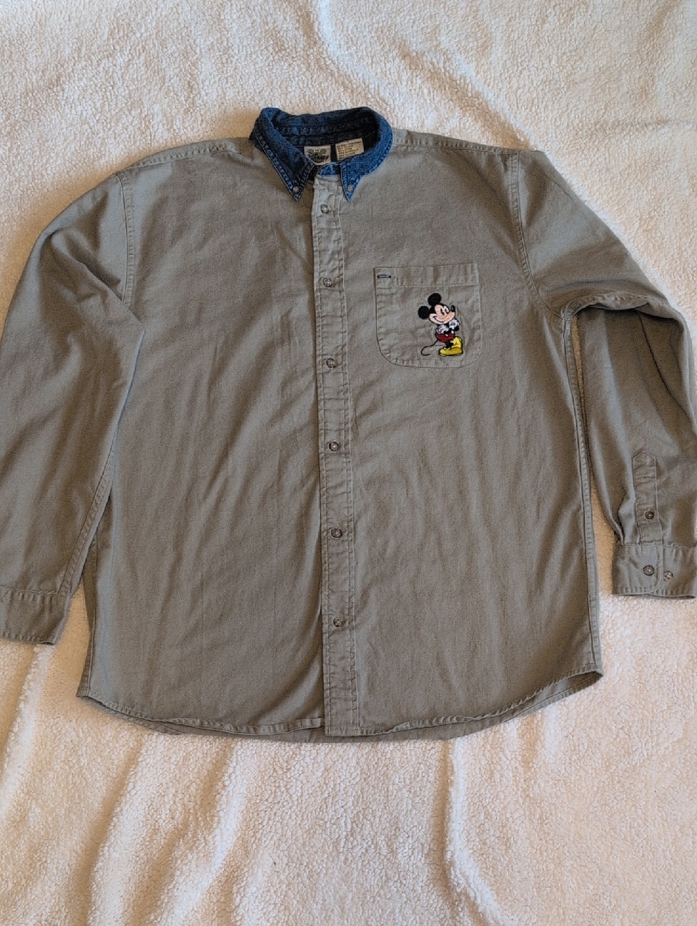 Vintage Mickey Mouse Disney Khaki W/Blue Denim Collar Button Down Shirt Size M